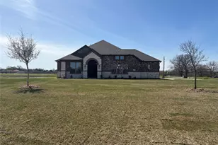 725 Windward Ct, Lowry Crossing, TX 75069 - Photo 1