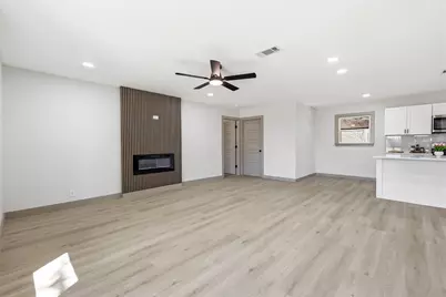 1207 Glynn Oaks Drive, Arlington, TX 76010 - Photo 8