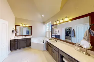 1831 Auburn Dr, Carrollton, TX 75007 - Photo 24