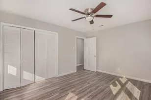 406 Dawson Cir, Grand Prairie, TX 75051 - Photo 16