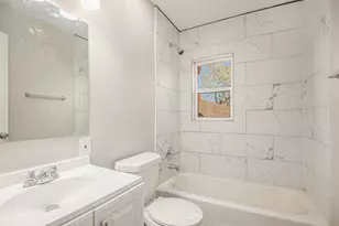 406 Dawson Cir, Grand Prairie, TX 75051 - Photo 22