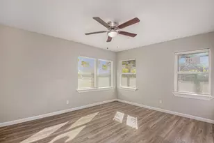 406 Dawson Cir, Grand Prairie, TX 75051 - Photo 14