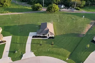 705 Windward Ct, Lowry Crossing, TX 75069 - Photo 2