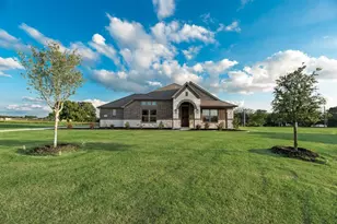 705 Windward Ct, Lowry Crossing, TX 75069 - Photo 1