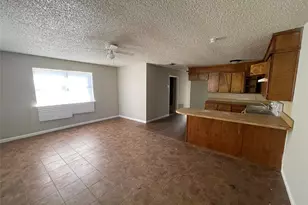 105 Effie Ln, Weatherford, TX 76088 - Photo 2