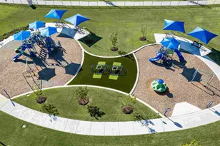 1918 Cherokee Ln, Cleburne, TX 76033 - Photo 2