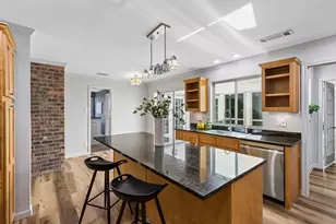 8115 Old Moss Rd, Dallas, TX 75231 - Photo 10