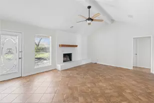 1106 Almond Dr, Mansfield, TX 76063 - Photo 6