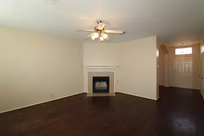 209 Clydesdale Street, Waxahachie, TX 75165 - Photo 6