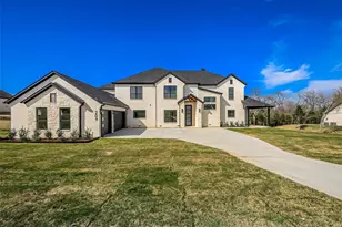 209 Avery Ln, Gunter, TX 75058 - Photo 2