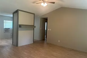 101 Seminole St, Tye, TX 79563 - Photo 24