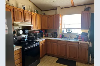 101 Seminole Street, Tye, TX 79563 - Photo 6