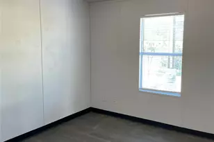 101 Seminole St, Tye, TX 79563 - Photo 32