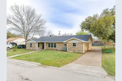 1405 W Wheeler Street, Breckenridge, TX 76424 - Photo 2