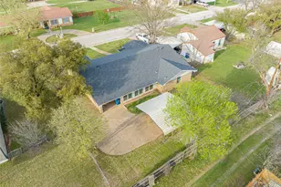 1405 W Wheeler St, Breckenridge, TX 76424 - Photo 34