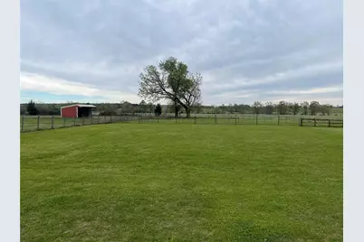 542 Cr 4716, Troup, TX 75789 - Photo 36