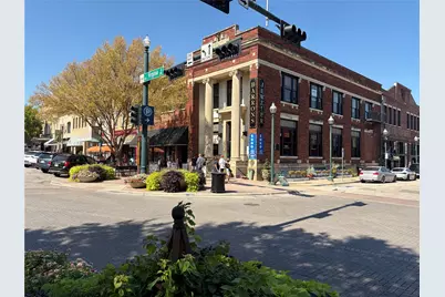 810 W Lamar Street, McKinney, TX 75069 - Photo 2