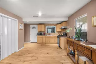 2513 NW 26th St, Fort Worth, TX 76106 - Photo 10