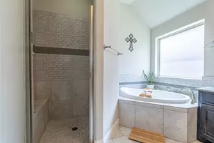 2826 Willow Ridge Cir, Granbury, TX 76049 - Photo 20