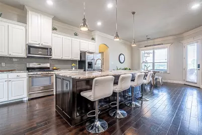 2826 Willow Ridge Circle, Granbury, TX 76049 - Photo 12