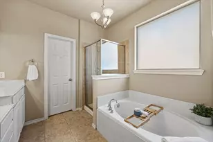 8492 Liverpool Ln, Frisco, TX 75036 - Photo 12