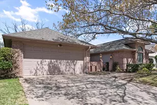 2207 Hunter View Ct, Arlington, TX 76013 - Photo 32