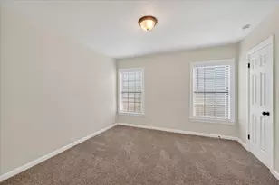 614 Bellevue Dr, Cleburne, TX 76033 - Photo 22