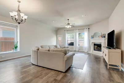 324 Sugar Creek Lane, Saginaw, TX 76131 - Photo 14