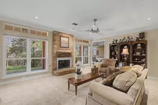 524 Estate Dr, Grand Prairie, TX 75052 - Photo 8