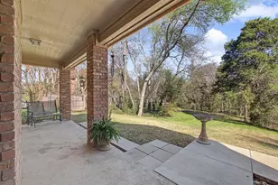 524 Estate Dr, Grand Prairie, TX 75052 - Photo 34