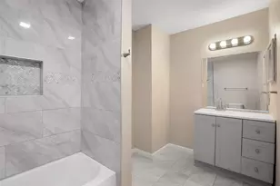 2736 Meadow Harvest Ln, Dallas, TX 75237 - Photo 12