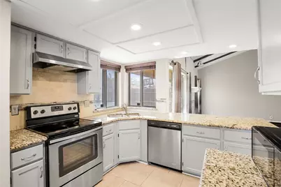 2736 Meadow Harvest Lane, Dallas, TX 75237 - Photo 6