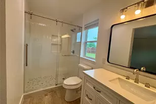 1153 Tracy Ln, Lancaster, TX 75134 - Photo 4