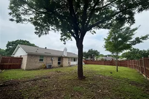 1153 Tracy Ln, Lancaster, TX 75134 - Photo 10