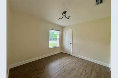 1153 Tracy Lane, Lancaster, TX 75134 - Photo 6