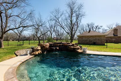 6105 Bontura Court, Granbury, TX 76049 - Photo 38
