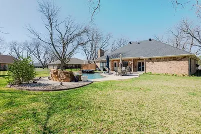 6105 Bontura Court, Granbury, TX 76049 - Photo 36