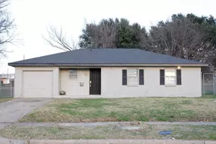 3982 Granite Hill Dr, Dallas, TX 75241 - Photo 2