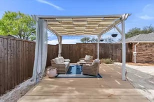 204 Willowcrest Dr, Garland, TX 75040 - Photo 36