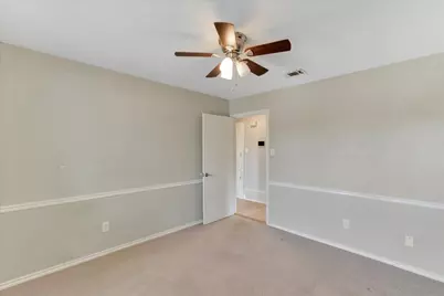 204 Willowcrest Drive, Garland, TX 75040 - Photo 30