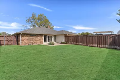 204 Willowcrest Drive, Garland, TX 75040 - Photo 34