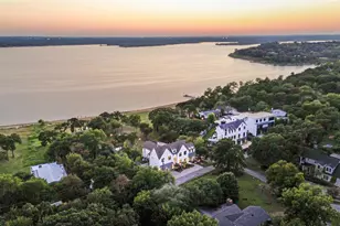 6833 Red Bud Dr, Flower Mound, TX 75022 - Photo 4