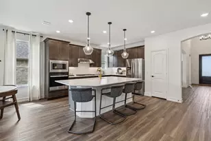 1033 Clayton St, Aubrey, TX 76227 - Photo 6