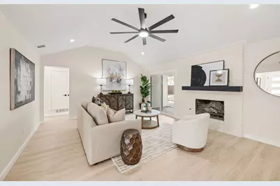 1934 Vista Oaks Drive, Carrollton, TX 75007 - Photo 2