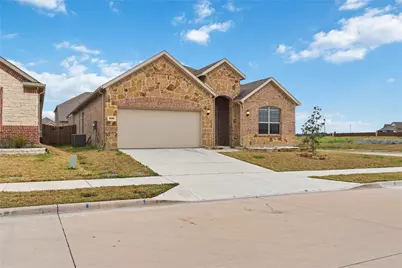 5135 Bancroft Drive, Princeton, TX 75407 - Photo 2