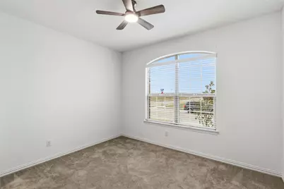 5135 Bancroft Drive, Princeton, TX 75407 - Photo 12