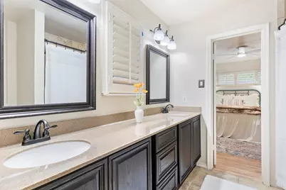 4558 Shady Hill Drive, Dallas, TX 75229 - Photo 16