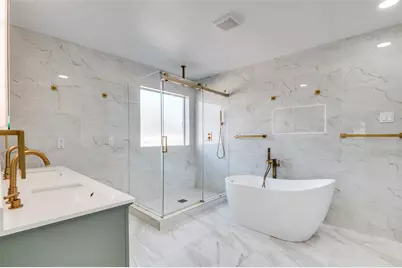 322 E Hillcroft Drive, Duncanville, TX 75137 - Photo 18