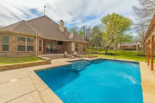 137 N Natural Spring Ln, Azle, TX 76020 - Photo 34