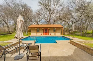 137 N Natural Spring Ln, Azle, TX 76020 - Photo 34